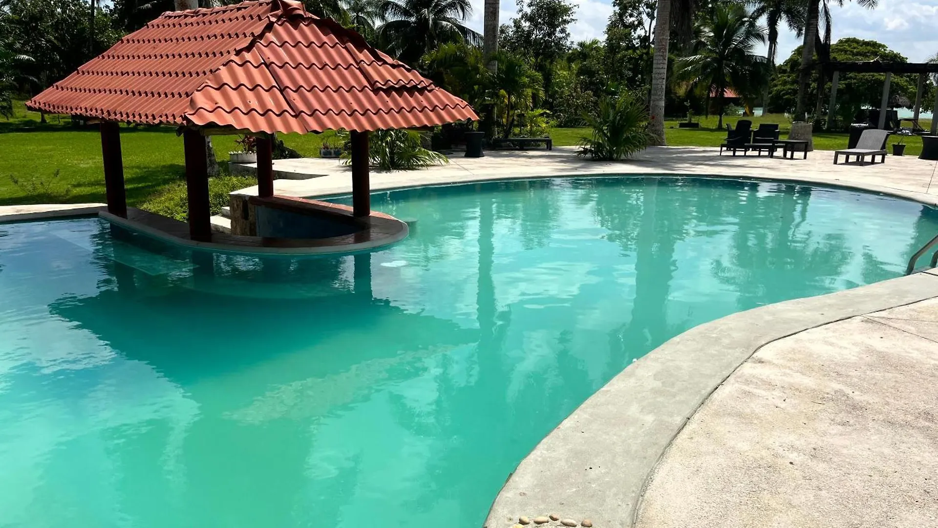 Xanthus Hotel Huay Pix