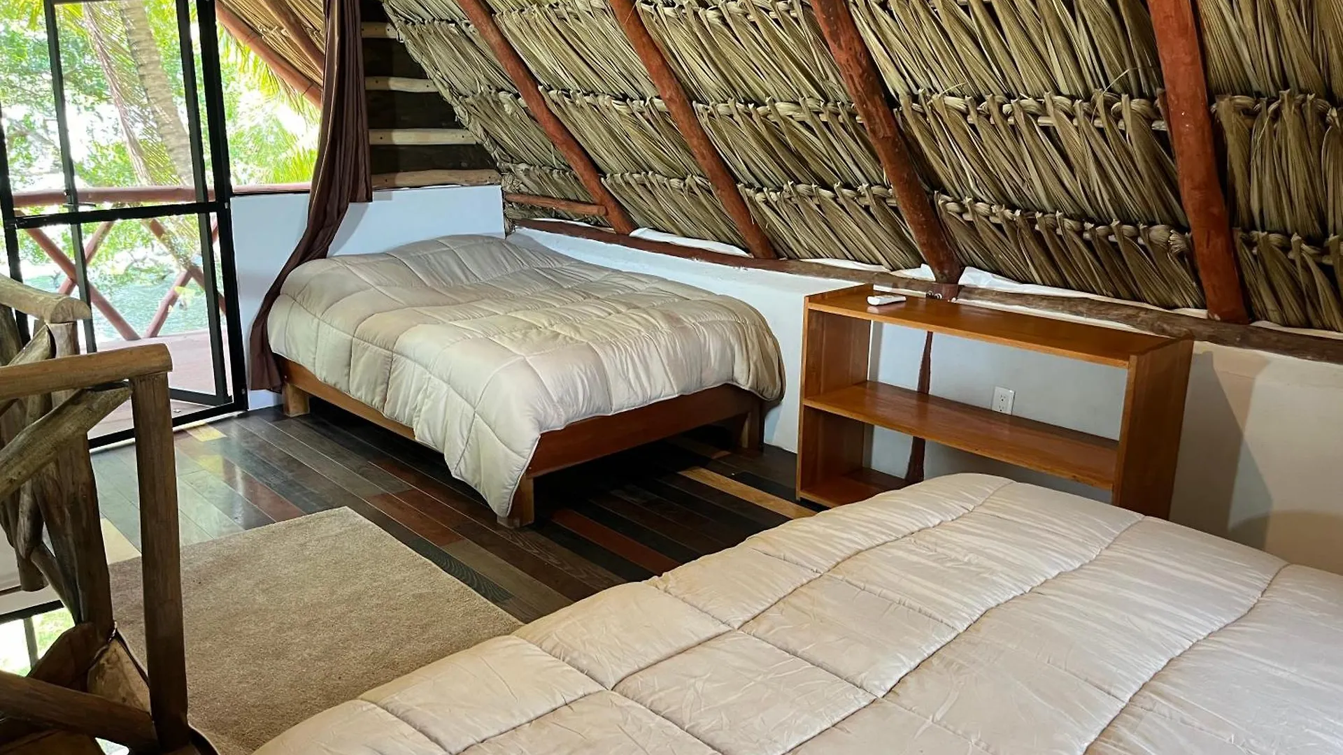 Xanthus Hotel Huay Pix