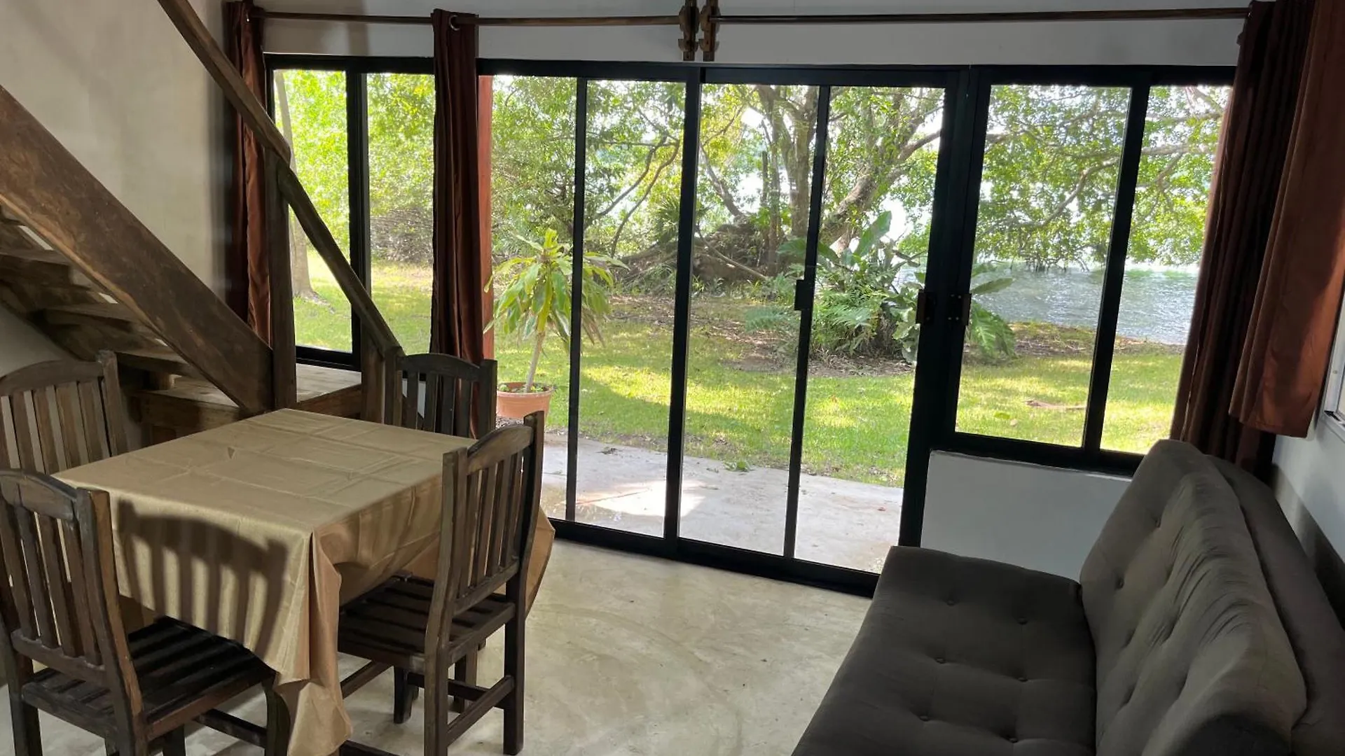 Xanthus Hotel Huay Pix