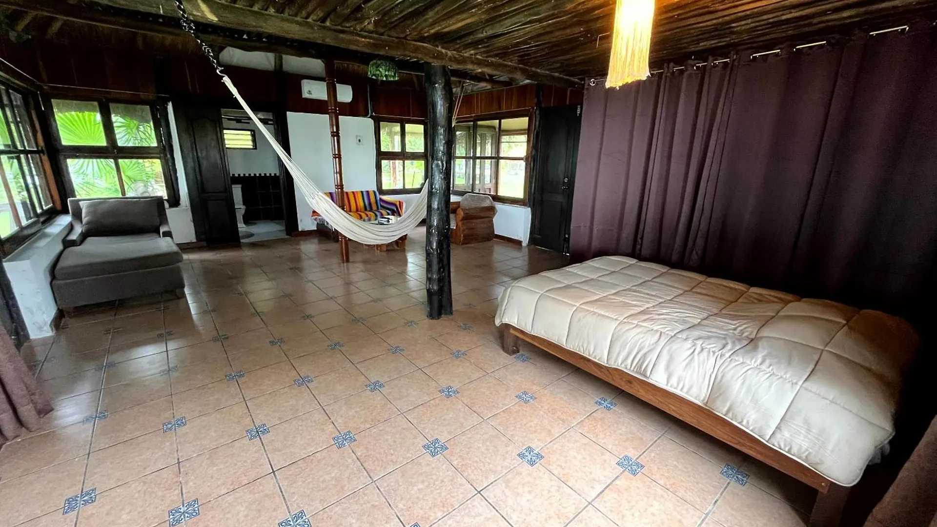 Xanthus Hotel Huay Pix